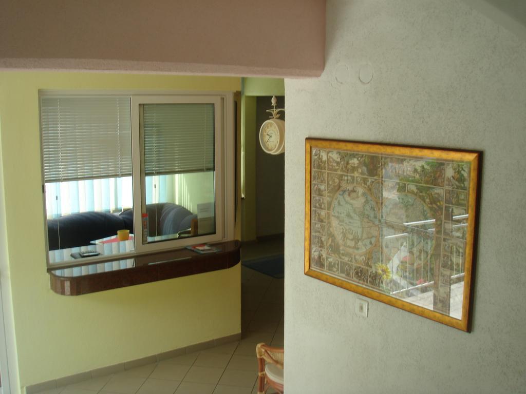Aparthotel Pecic Gradac  Luaran gambar