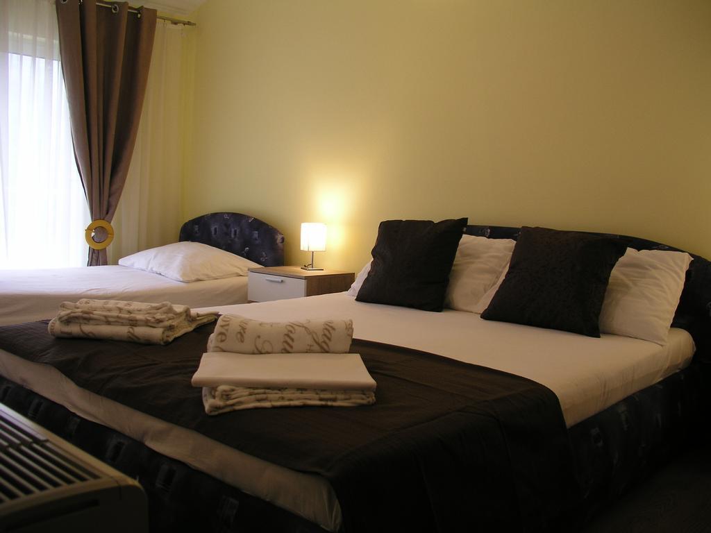 Aparthotel Pecic Gradac  Luaran gambar