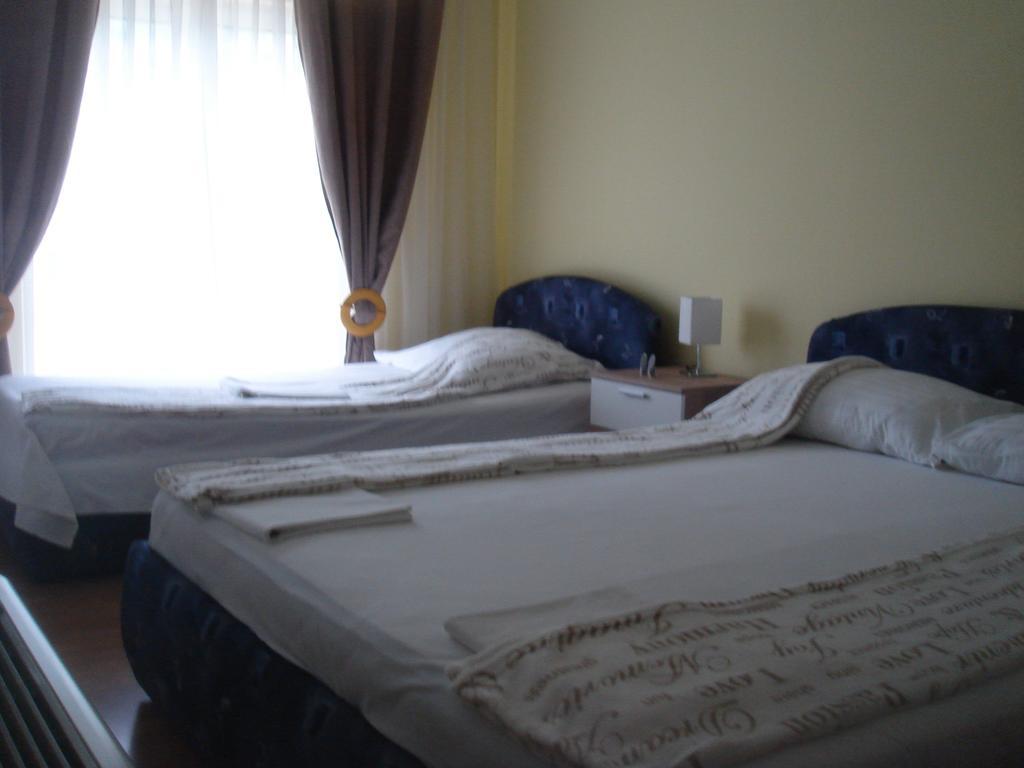 Aparthotel Pecic Gradac  Luaran gambar