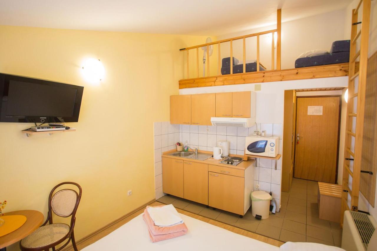 Aparthotel Pecic Gradac  Luaran gambar